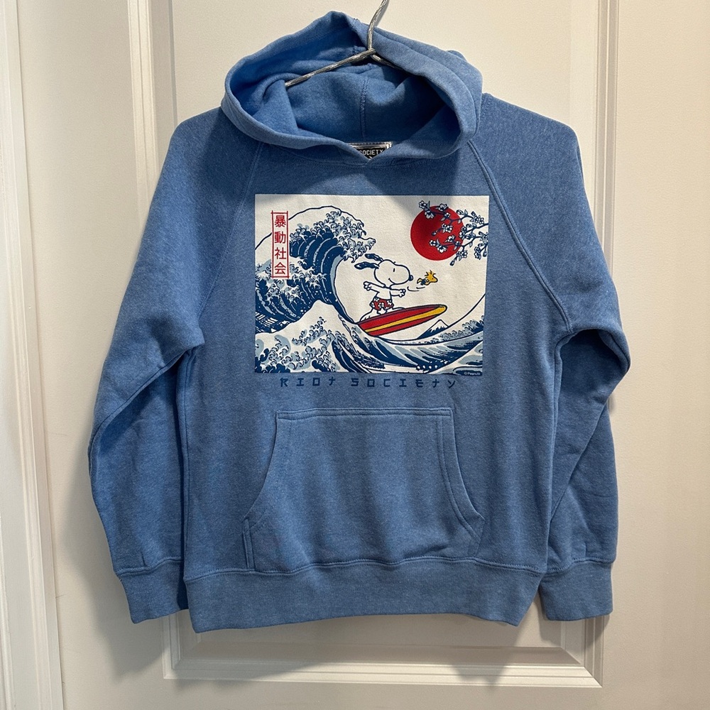 Riot Society YOUTH Light Blue Hoodie w Snoopy